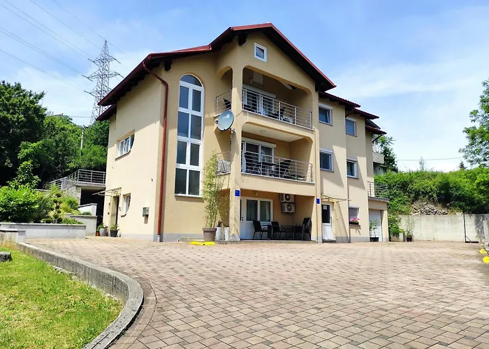 Apartments With A Parking Space Rijeka - 18146